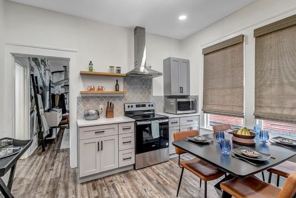 Contemporary Apartment - 5 Min To Tiaa Bank Field! Jacksonville Eksteriør billede