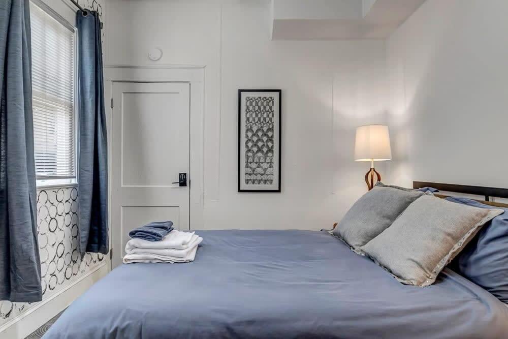 Contemporary Apartment - 5 Min To Tiaa Bank Field! Jacksonville Eksteriør billede