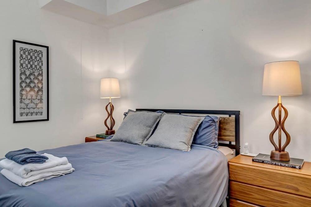 Contemporary Apartment - 5 Min To Tiaa Bank Field! Jacksonville Eksteriør billede
